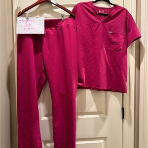 Figs Women's Vibrant Pink Pajama Set